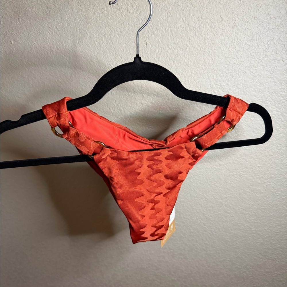 NEW - Chic Rust Bikini Set - Picture 2 of 5